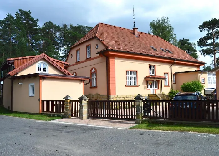 Splavský Zámeček Apartamento *